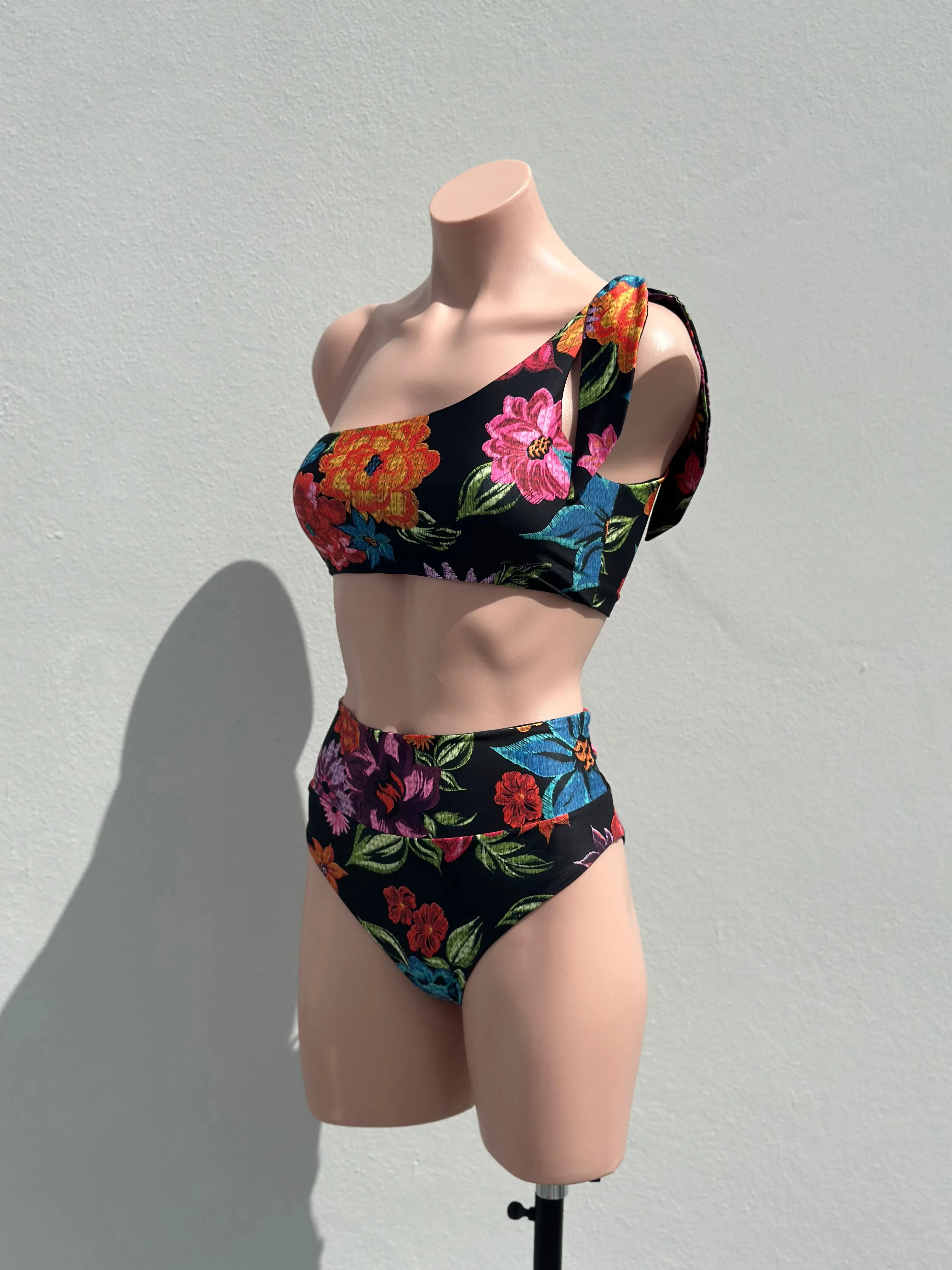 FIESTA Flower set