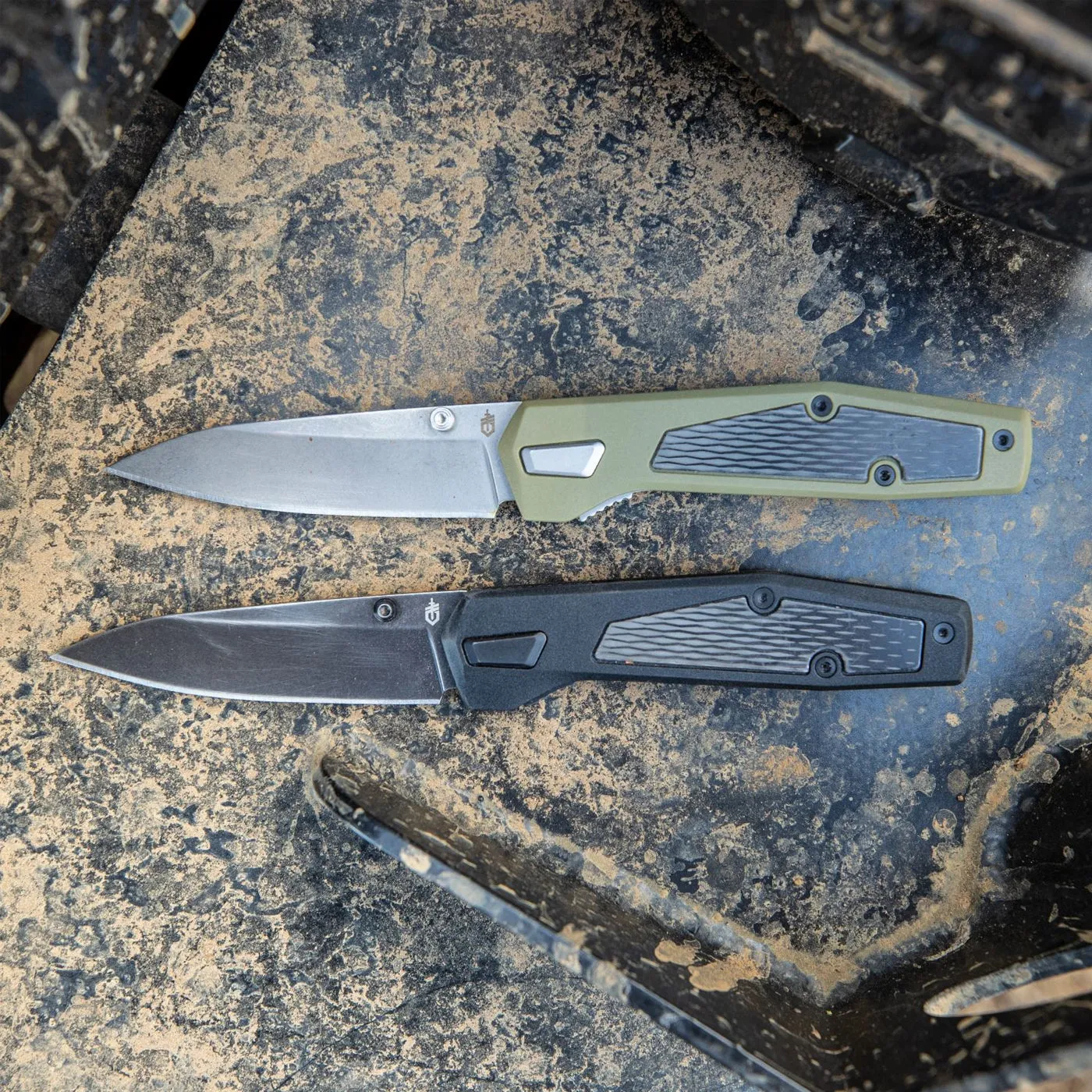 Fuse Folding Knife