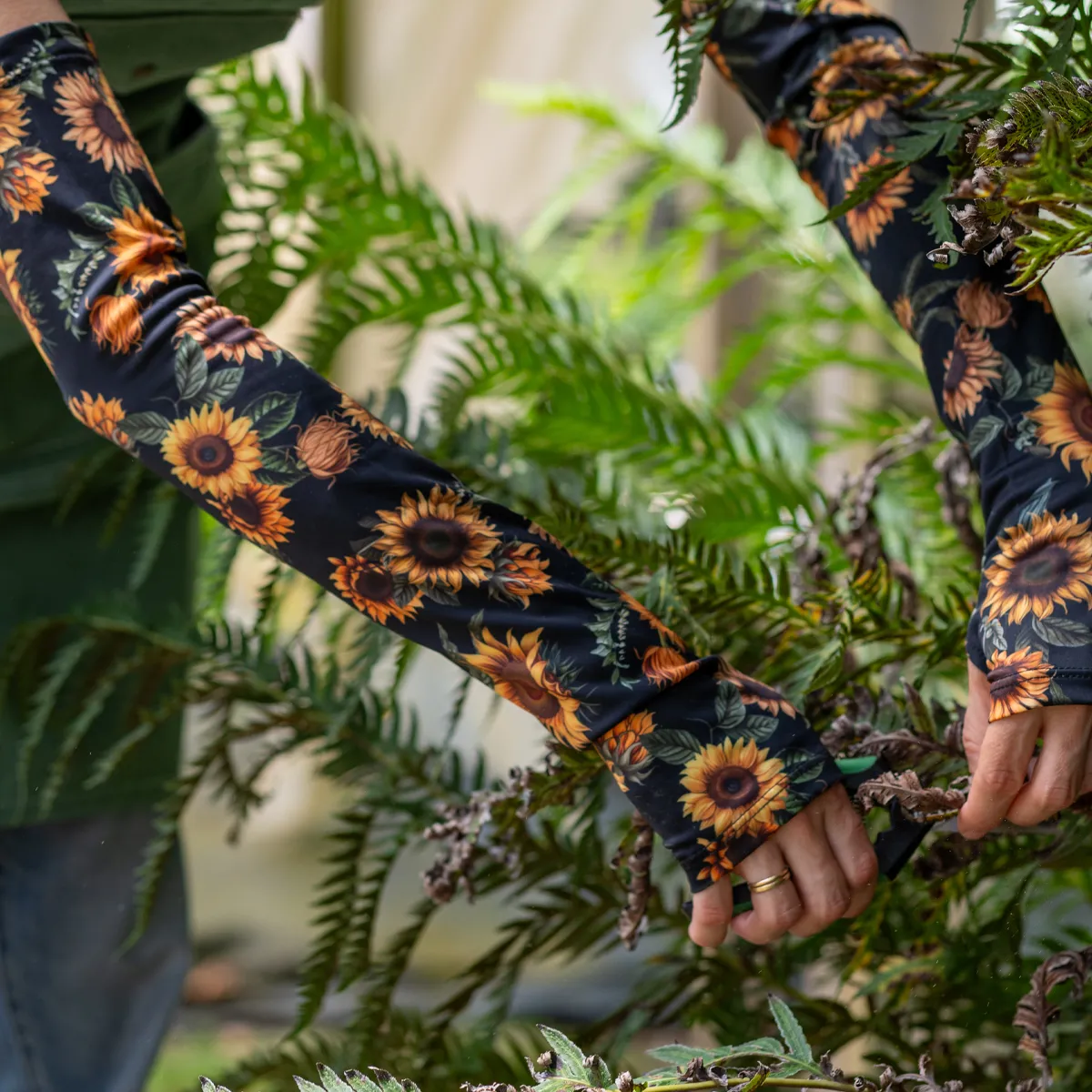 Protection Sleeves - Golden Golden Sunflower